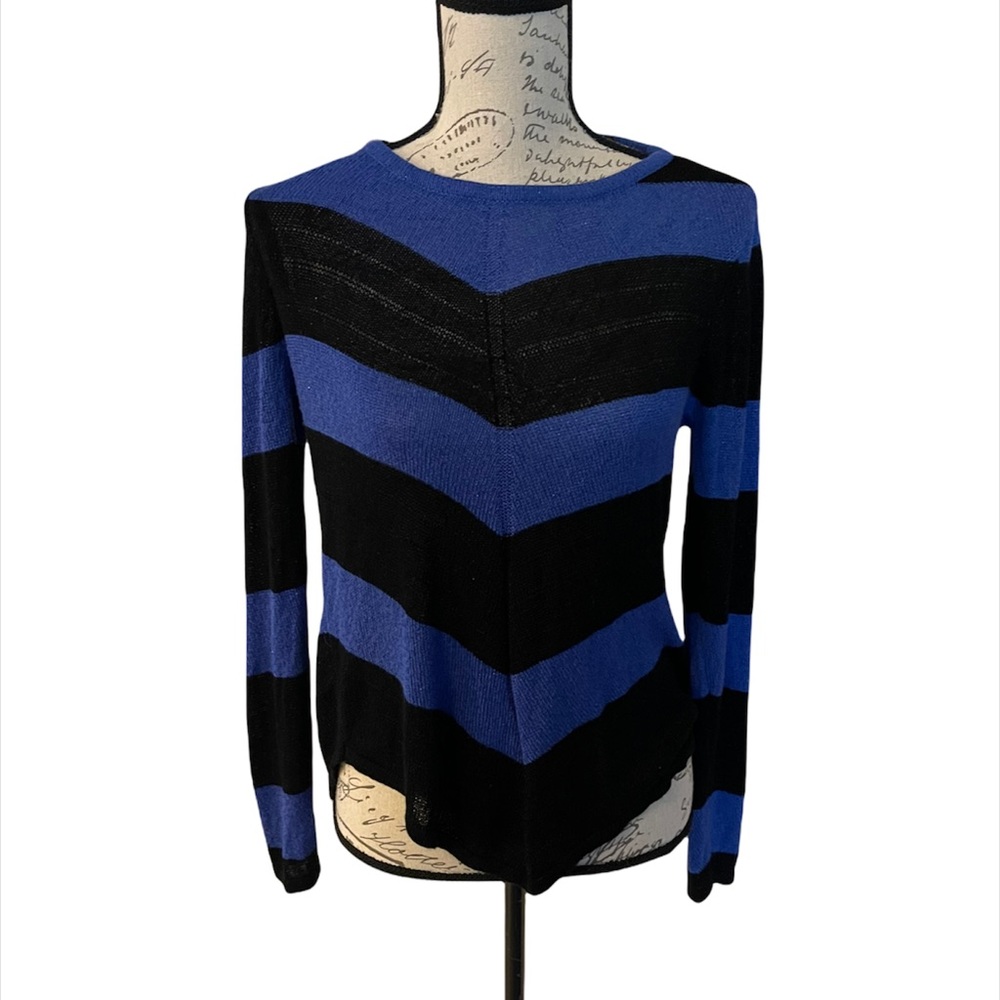 Jennifer Lopez Sweater Top